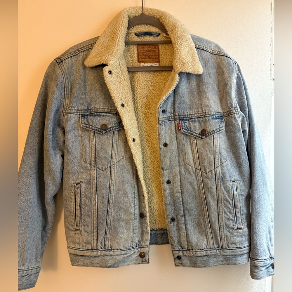 Levi's Light Blue Denim Jacket with Sherpa Lining